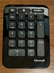 Microsoft%20Sculpt%20numeric%20keypad